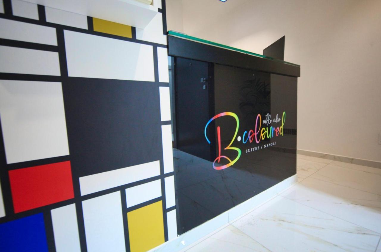 Be-Coloured Hotel Napels Buitenkant foto